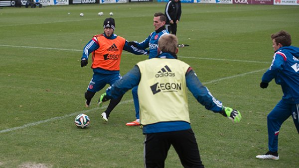 调整同样不 调整同样不