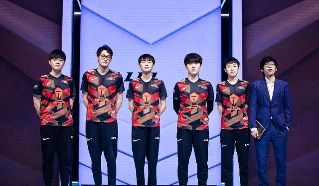 讯类搜索排 讯类搜索排