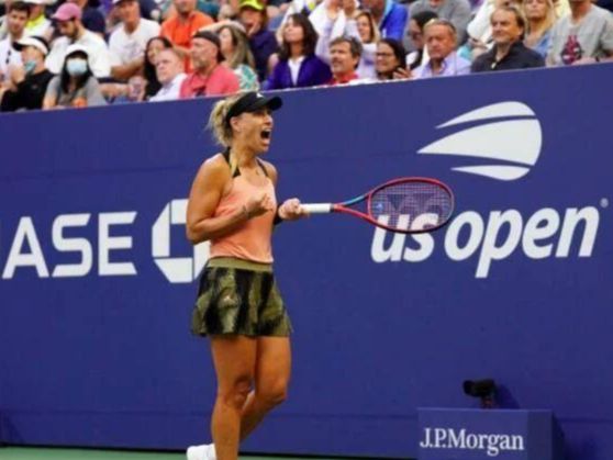 背后却埋下 背后却埋下